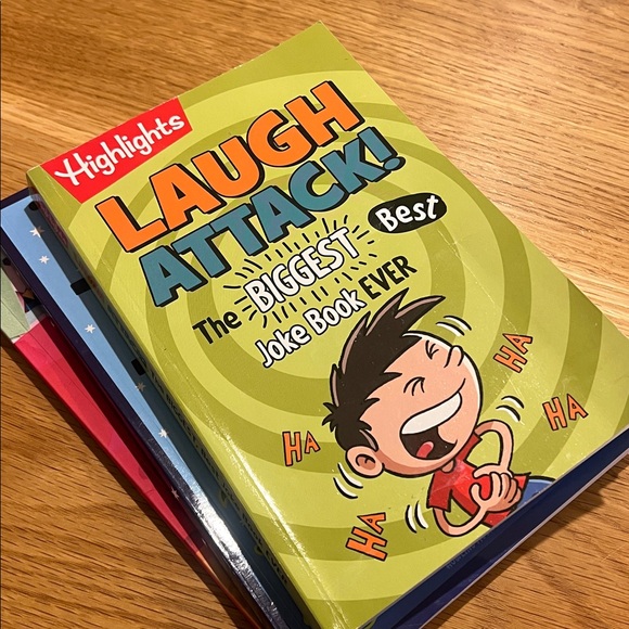 Jokes and Riddles Book Set - Picture 5 of 6